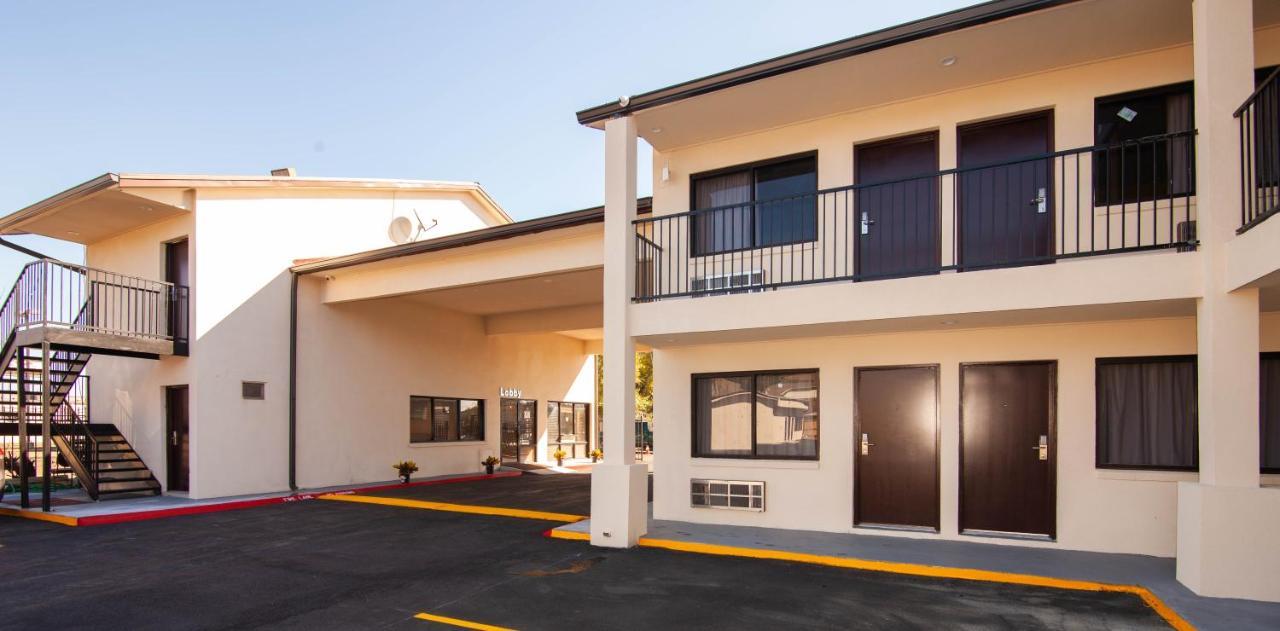 Cypress Inn & Suites Houston Exterior foto